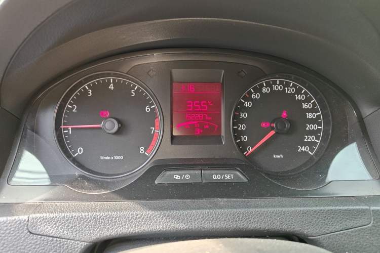 Used Volkswagen Santana 2015 1.6L Manual Fashion Edition Instrument Cluster