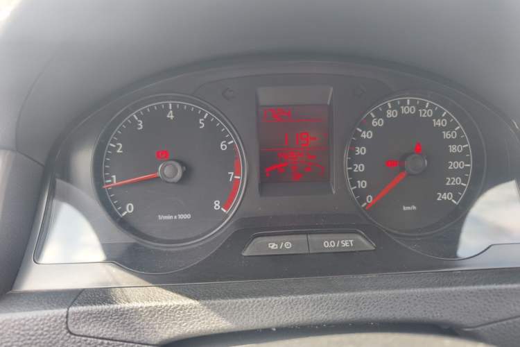Used Volkswagen Santana 2015 1.6L Manual Comfort Edition Instrument Cluster