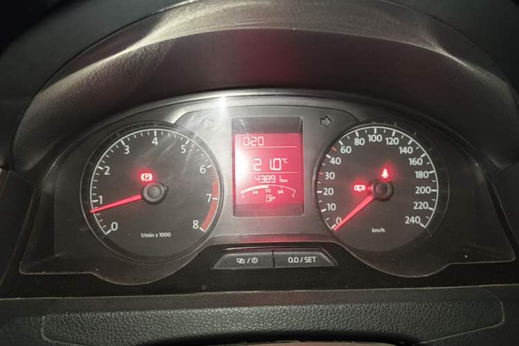 Used Volkswagen Santana 2015 1.6L Manual Comfort Edition Instrument Cluster