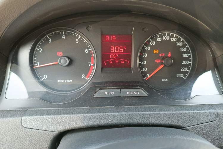 Used Volkswagen Santana 2015 1.4L Manual Fashion Edition Instrument Cluster