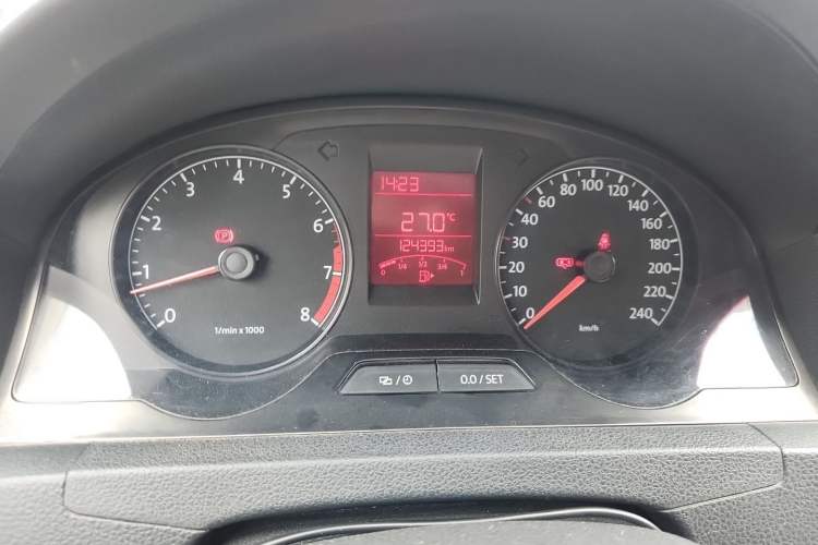 Used Volkswagen Santana 2015 1.6L Manual Fashion Edition Instrument Cluster