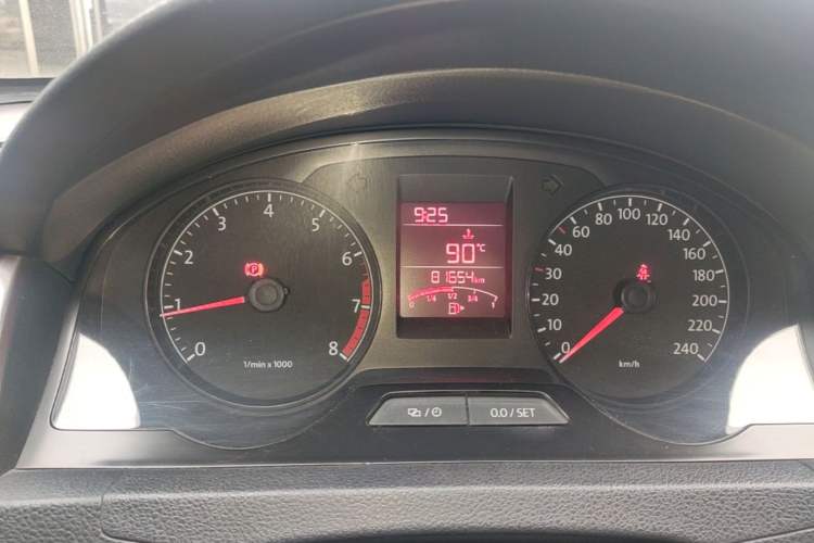Used Volkswagen Santana 2015 1.6L Manual Comfort Edition Instrument Cluster