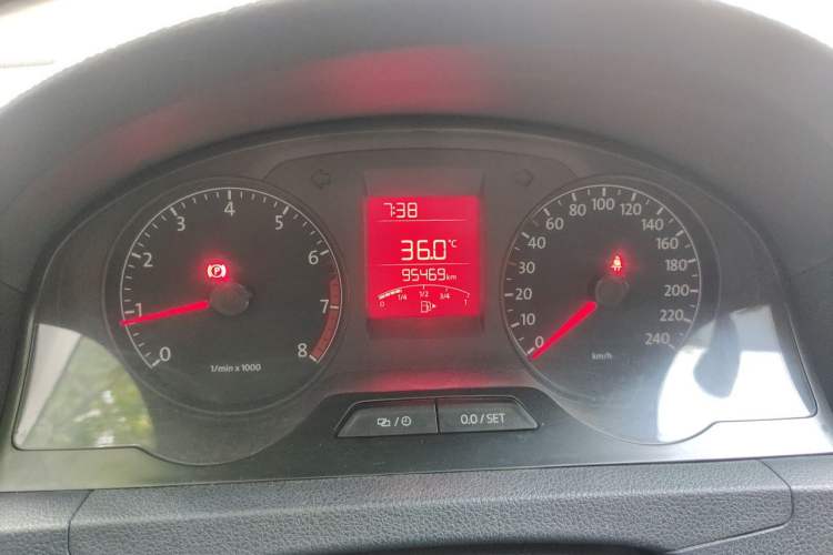 Used Volkswagen Santana 2015 1.4L Manual Fashion Edition Instrument Cluster