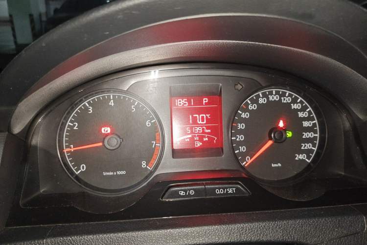 Used Volkswagen Santana 2015 1.6L Automatic Fashion Edition Instrument Cluster