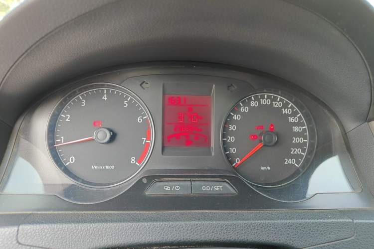 Used Volkswagen Santana 2015 1.6L Manual Comfort Edition Instrument Cluster
