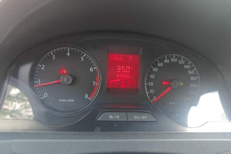 Used Volkswagen Santana 2015 1.6L Automatic Comfort Edition Instrument Cluster