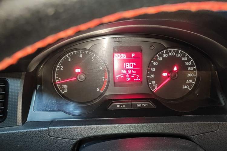 Used Volkswagen Santana 2015 1.6L Automatic Fashion Edition Instrument Cluster