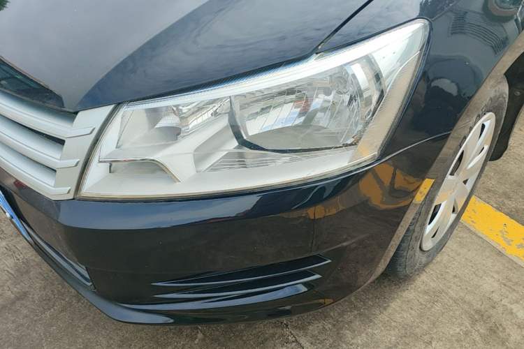 Used Volkswagen Santana 2015 1.6L Manual Fashion Edition Left Front Headlight