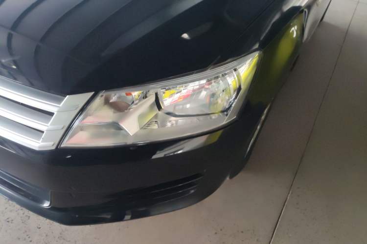 Used Volkswagen Santana 2015 1.6L Automatic Fashion Edition Left Front Headlight
