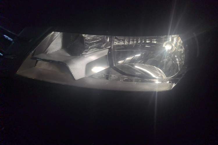 Used Volkswagen Santana 2015 1.4L Manual Fashion Edition Left Front Headlight
