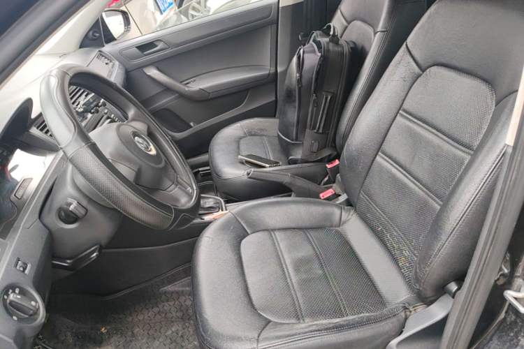 Used Volkswagen Santana 2015 1.6L Automatic Fashion Edition Left Front Seat