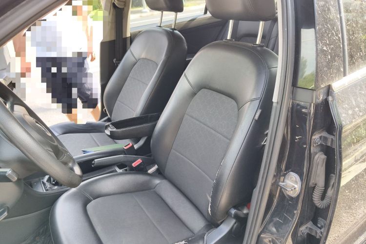 Used Volkswagen Santana 2015 1.6L Manual Comfort Edition Left Front Seat