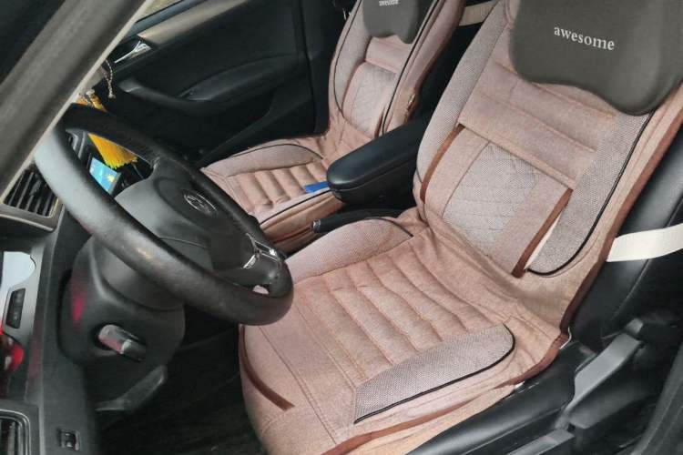 Used Volkswagen Santana 2015 1.6L Manual Comfort Edition Left Front Seat