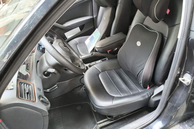 Used Volkswagen Santana 2015 1.6L Automatic Fashion Edition Left Front Seat