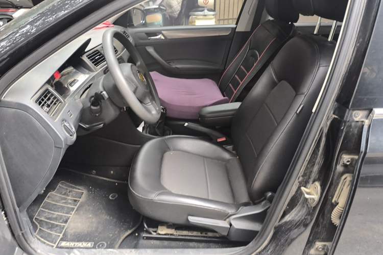 Used Volkswagen Santana 2015 1.6L Manual Comfort Edition Left Front Seat