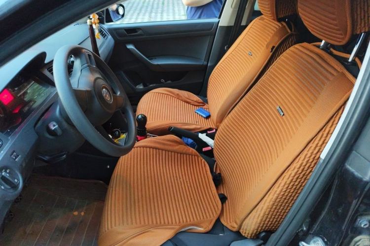 Used Volkswagen Santana 2015 1.6L Manual Fashion Edition Left Front Seat