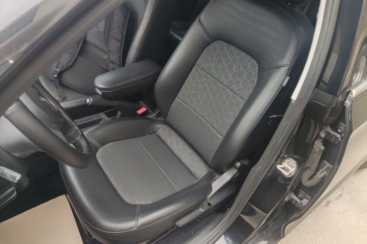 Used Volkswagen Santana 2015 1.6L Manual Comfort Edition Left Front Seat