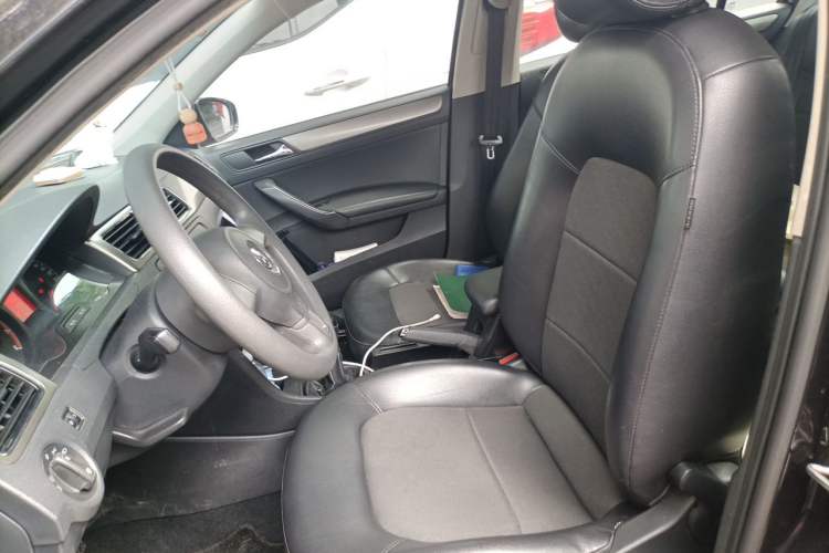 Used Volkswagen Santana 2015 1.6L Manual Comfort Edition Left Front Seat