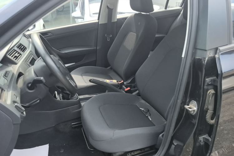 Used Volkswagen Santana 2015 1.4L Manual Fashion Edition Left Front Seat