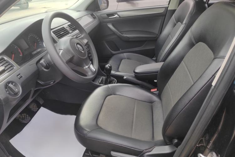Used Volkswagen Santana 2015 1.6L Manual Comfort Edition Left Front Seat