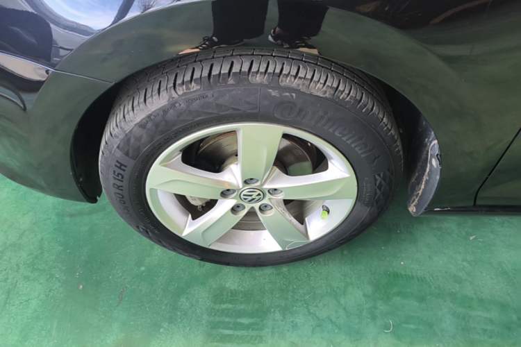 Used Volkswagen Santana 2015 1.6L Automatic Comfort Edition Left Front Wheel Hub