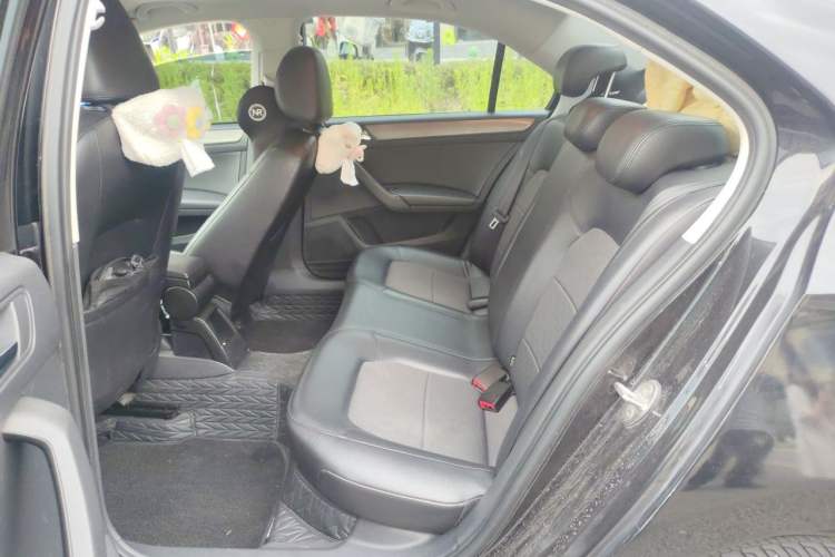 Used Volkswagen Santana 2015 1.6L Automatic Comfort Edition Left Rear Seat