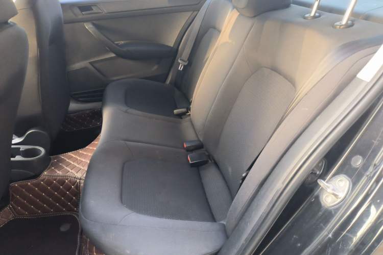 Used Volkswagen Santana 2015 1.4L Manual Fashion Edition Left Rear Seat