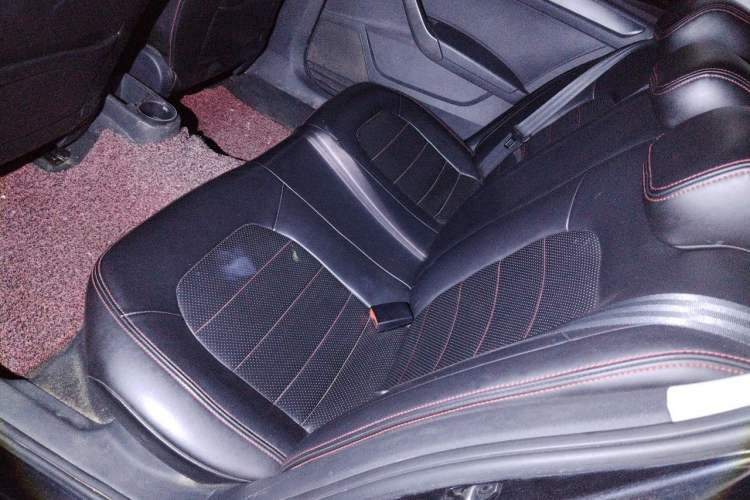 Used Volkswagen Santana 2015 1.4L Manual Fashion Edition Left Rear Seat