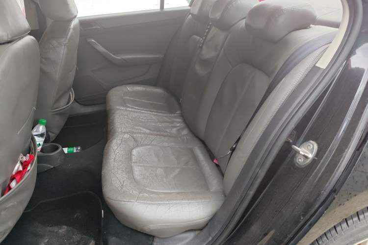 Used Volkswagen Santana 2015 1.6L Manual Fashion Edition Left Rear Seat