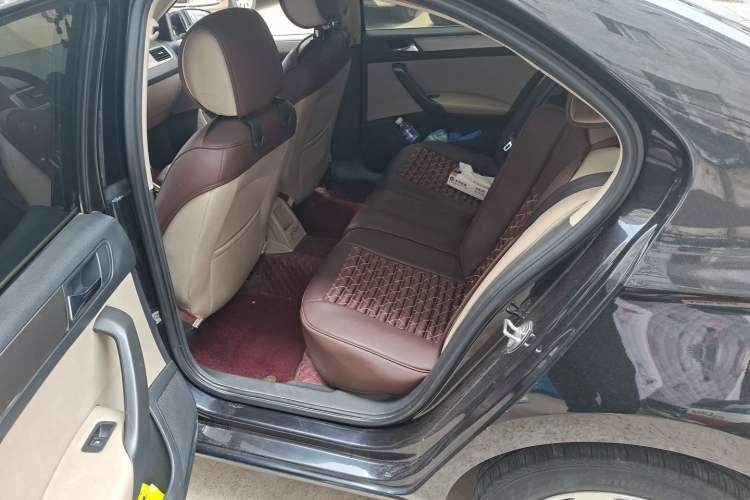 Used Volkswagen Santana 2015 1.4L Manual Comfort Edition Left Rear Seat