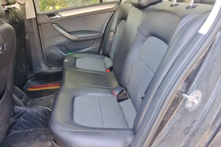 Used Volkswagen Santana 2015 1.6L Automatic Comfort Edition Left Rear Seat