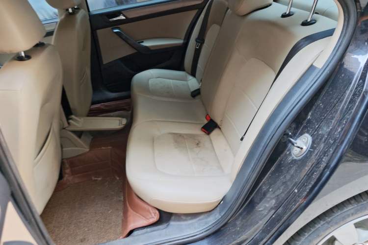 Used Volkswagen Santana 2015 1.6L Automatic Comfort Edition Left Rear Seat