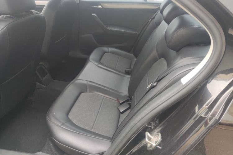 Used Volkswagen Santana 2015 1.6L Manual Comfort Edition Left Rear Seat