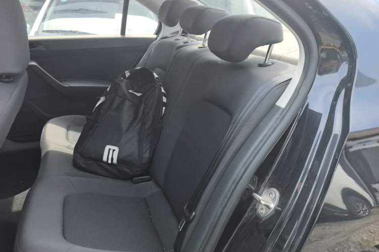 Used Volkswagen Santana 2015 1.4L Manual Fashion Edition Left Rear Seat