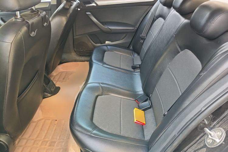 Used Volkswagen Santana 2015 1.6L Manual Comfort Edition Left Rear Seat