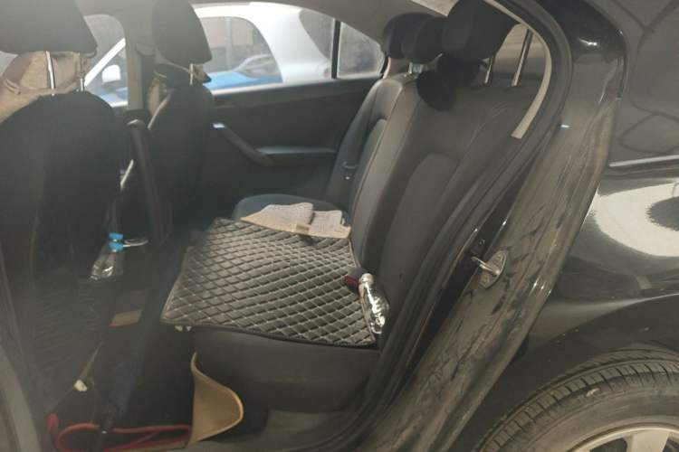 Used Volkswagen Santana 2015 1.4L Manual Fashion Edition Left Rear Seat