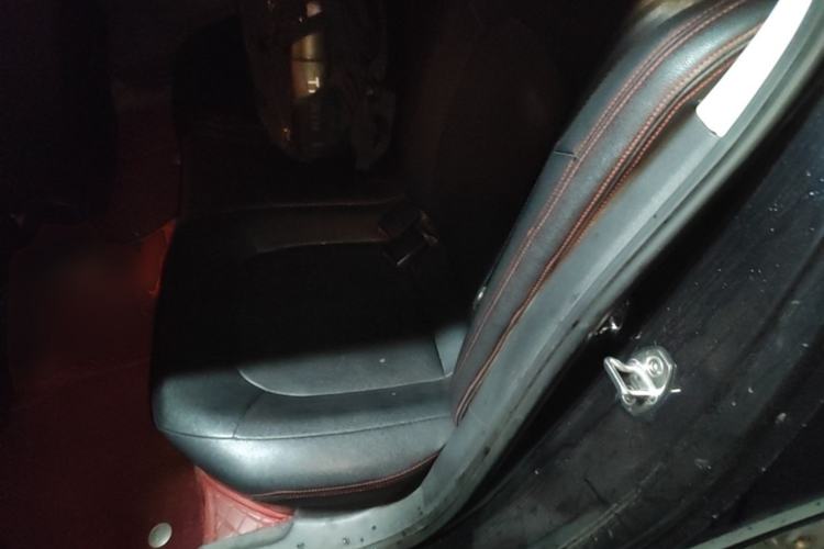 Used Volkswagen Santana 2015 1.6L Automatic Fashion Edition Left Rear Seat