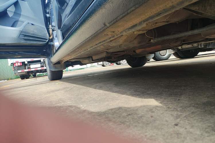 Used Volkswagen Santana 2015 1.6L Manual Fashion Edition Left Side Sill