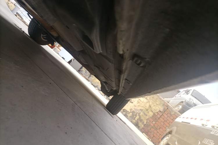 Used Volkswagen Santana 2015 1.6L Manual Fashion Edition Left Side Sill