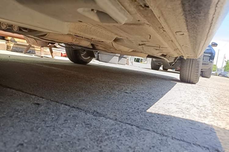 Used Volkswagen Santana 2015 1.6L Automatic Comfort Edition Left Side Sill