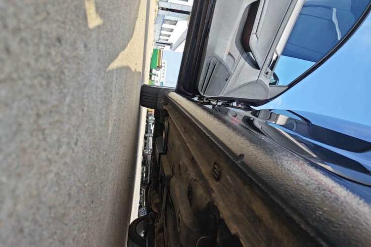 Used Volkswagen Santana 2015 1.6L Automatic Comfort Edition Left Side Sill