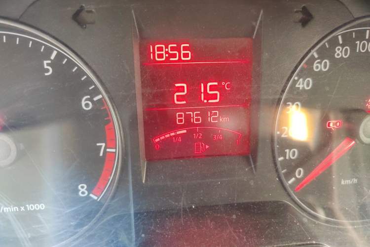 Used Volkswagen Santana 2015 1.4L Manual Fashion Edition Odometer Close Up
