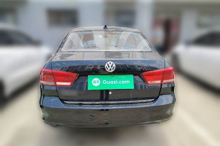 Used Volkswagen Santana 2015 1.6L Manual Fashion Edition Rear