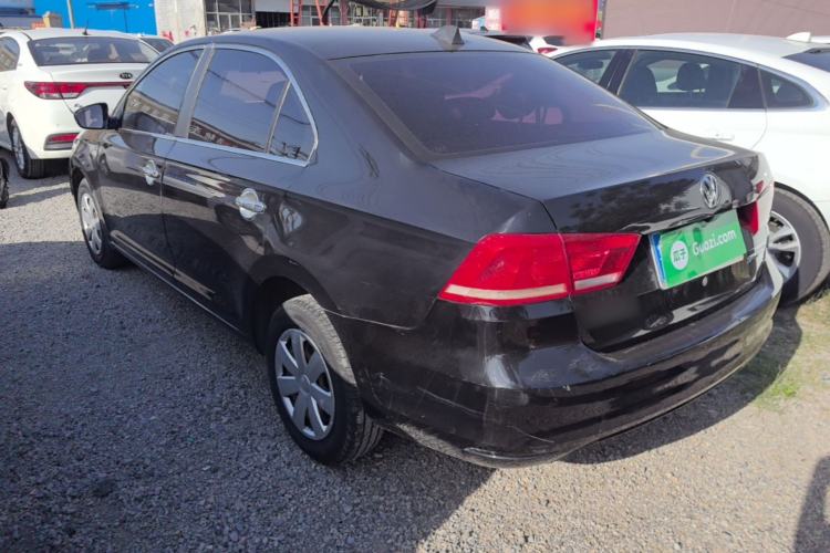 Used Volkswagen Santana 2015 1.4L Manual Fashion Edition Rear Left 45 Deg