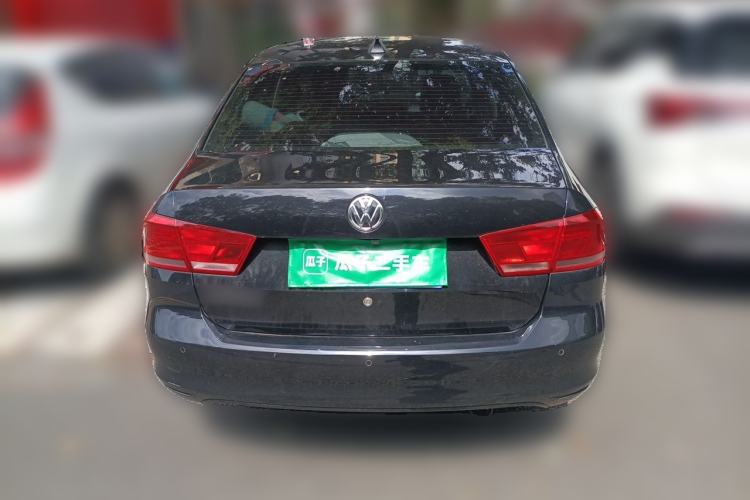 Used Volkswagen Santana 2015 1.6L Manual Comfort Edition Rear