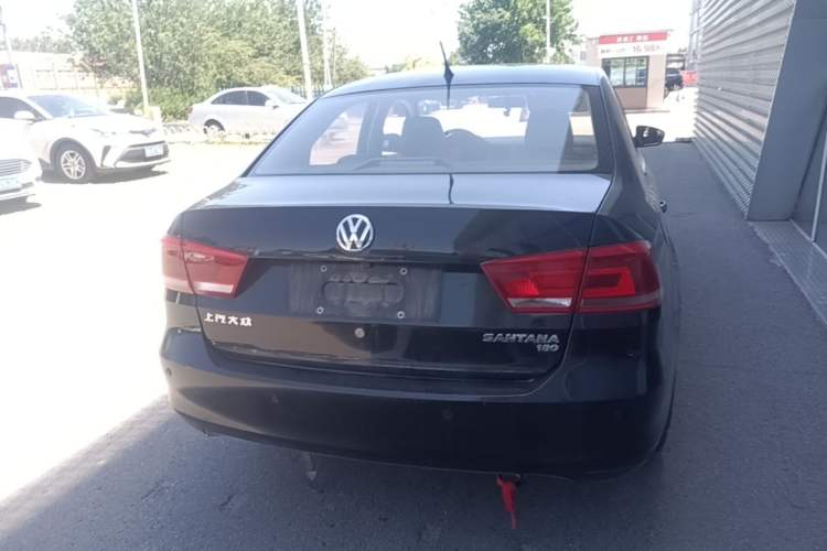 Used Volkswagen Santana 2015 1.6L Manual Fashion Edition Rear