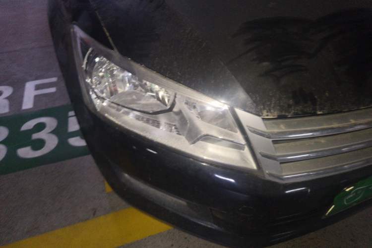 Used Volkswagen Santana 2015 1.6L Manual Comfort Edition Right Front Headlight