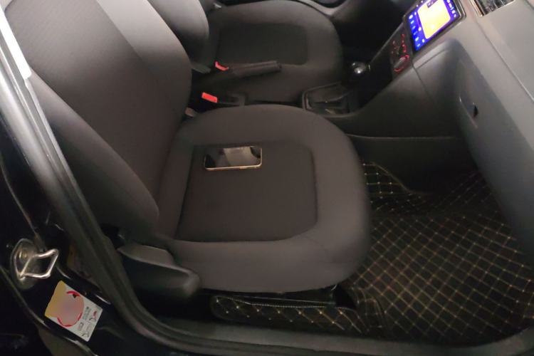 Used Volkswagen Santana 2015 1.6L Automatic Fashion Edition Right Front Seat