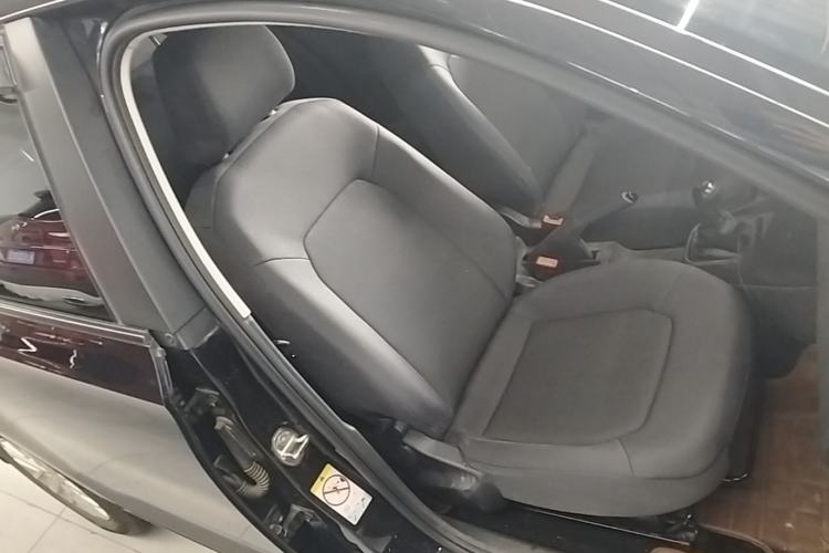 Used Volkswagen Santana 2015 1.4L Manual Fashion Edition Right Front Seat