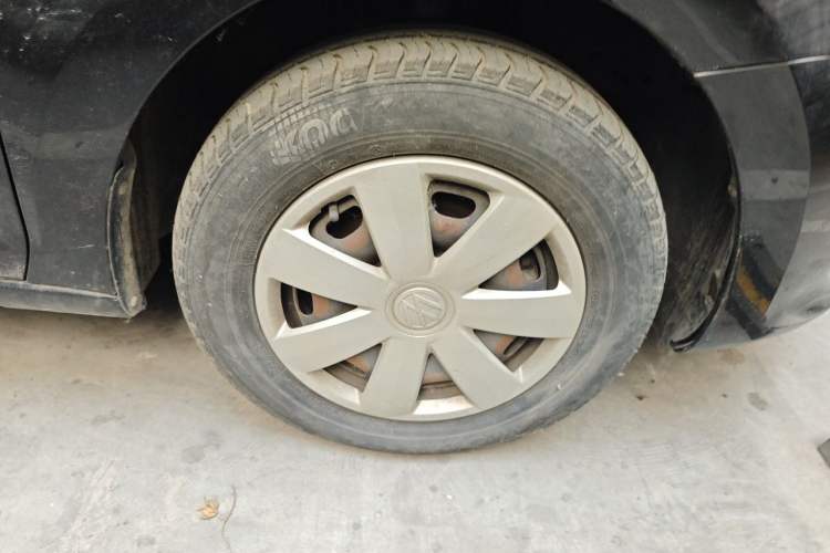Used Volkswagen Santana 2015 1.4L Manual Fashion Edition Right Front Wheel Hub